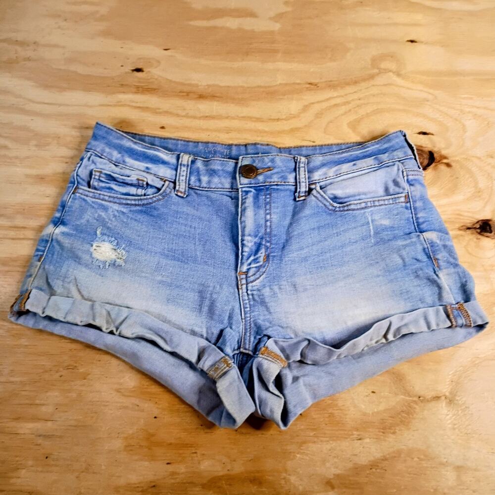SO Favorite Low Rise Shortie Denim Shorts Size 9 Distressed Cuffed Bright Blue